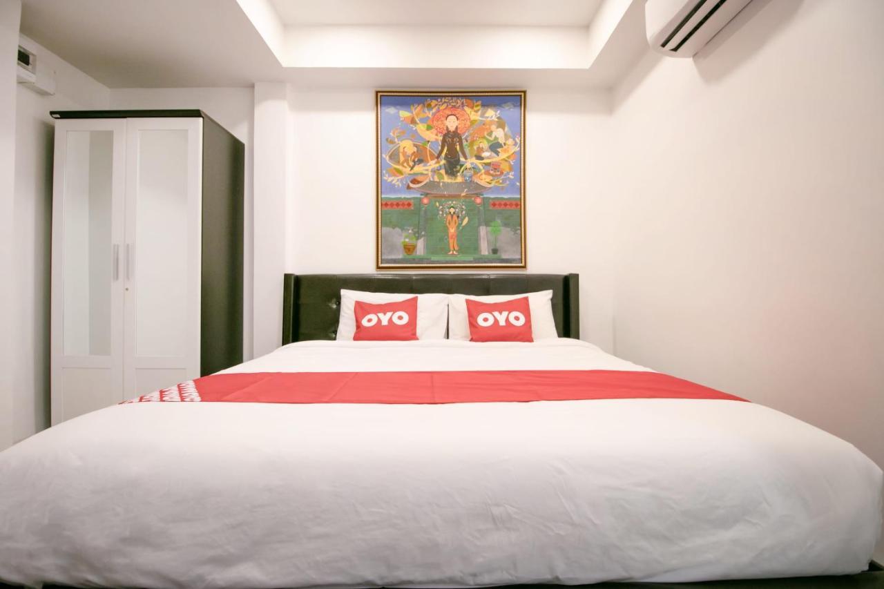 Oyo 568 Art Hotel Hua Lamphong Bangkok Buitenkant foto