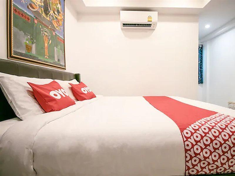 Oyo 568 Art Hotel Hua Lamphong Bangkok Buitenkant foto