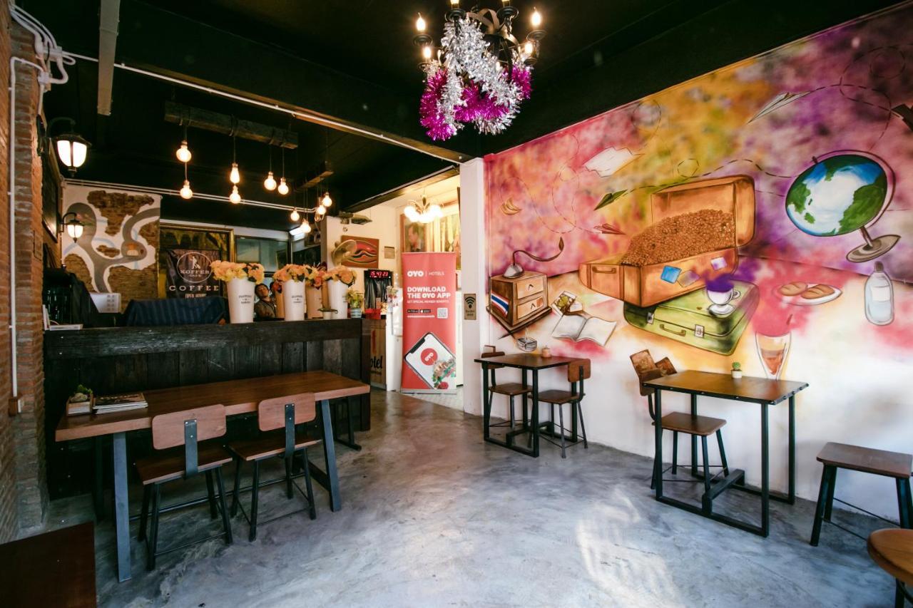 Oyo 568 Art Hotel Hua Lamphong Bangkok Buitenkant foto